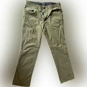G.H. Bass & Co. Olive Green Trousers
